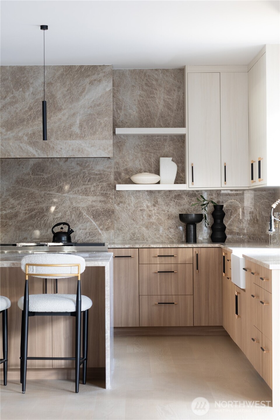 22439 SE 313th Place , Black Diamond, WA 98010