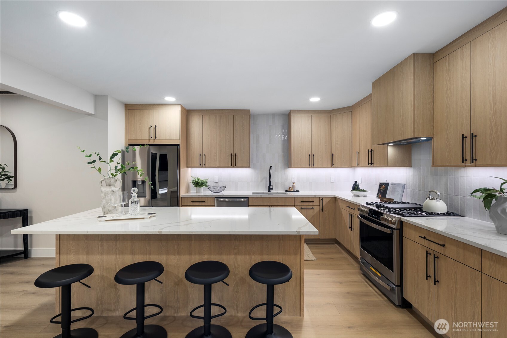 22439 SE 313th Place , Black Diamond, WA 98010