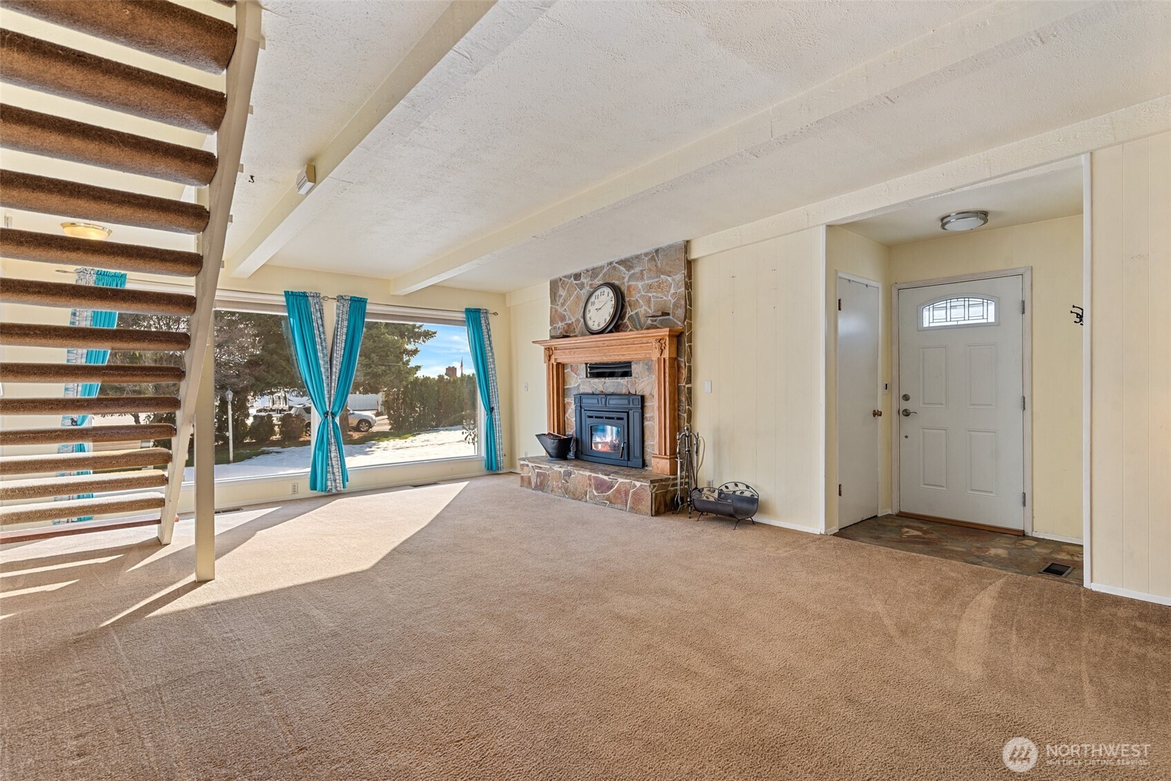 1000 N Western Avenue , Wenatchee, WA 98801