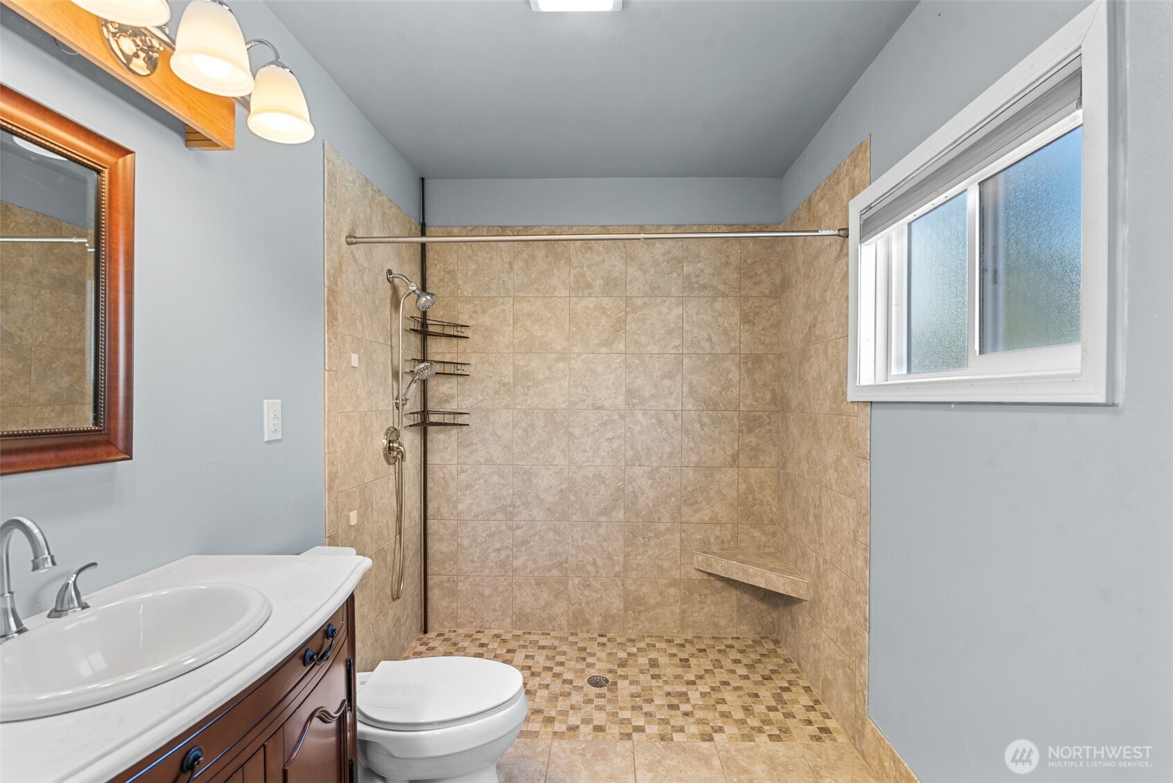 1000 N Western Avenue , Wenatchee, WA 98801