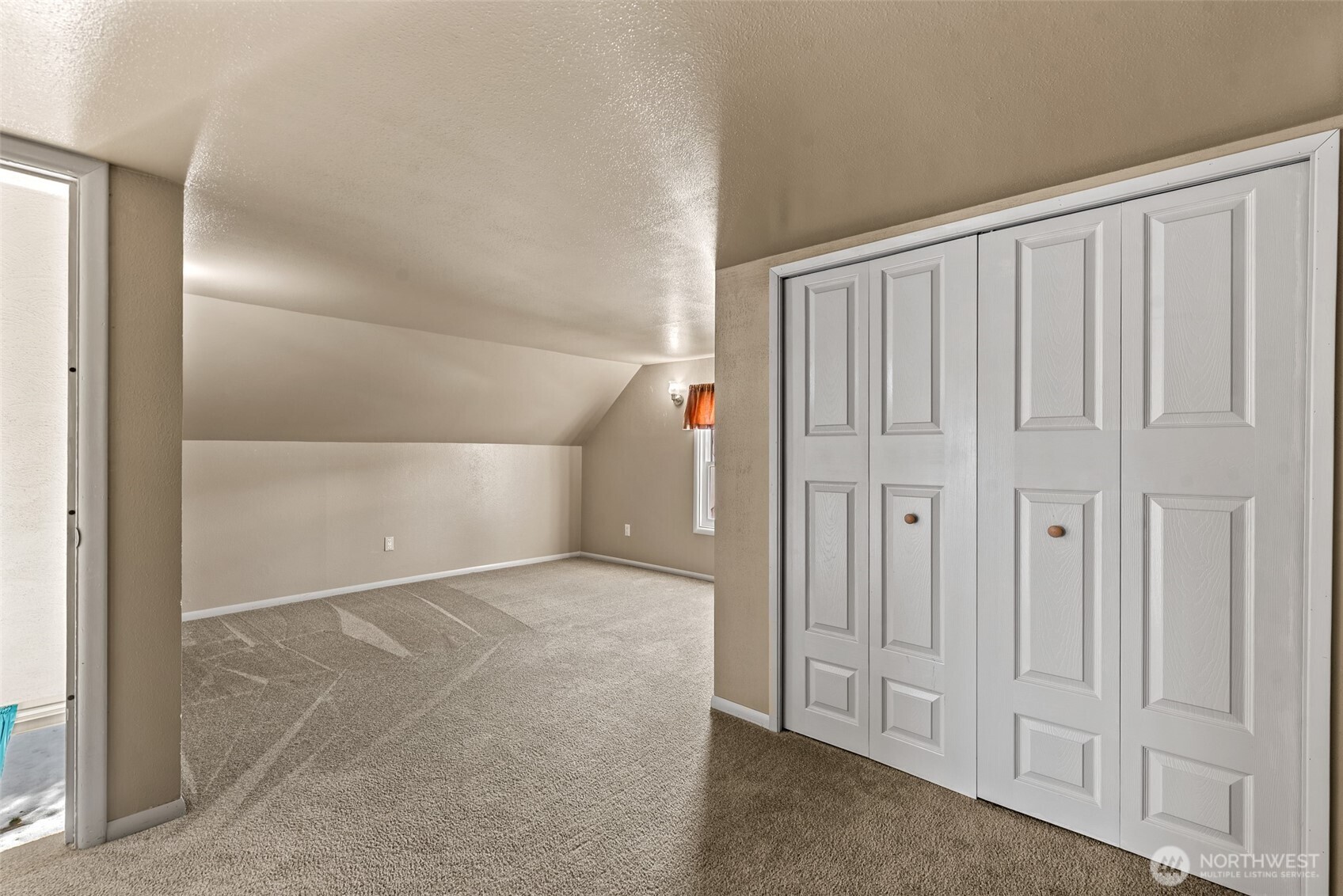 1000 N Western Avenue , Wenatchee, WA 98801