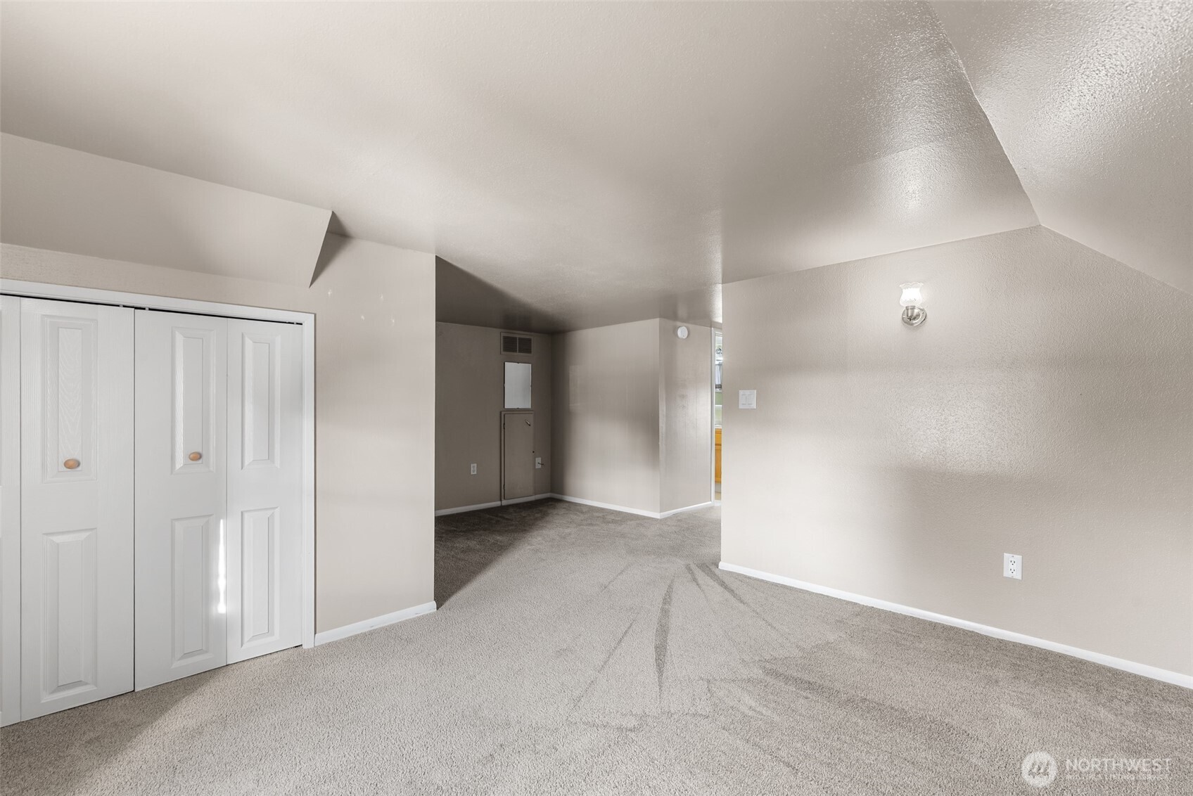 1000 N Western Avenue , Wenatchee, WA 98801