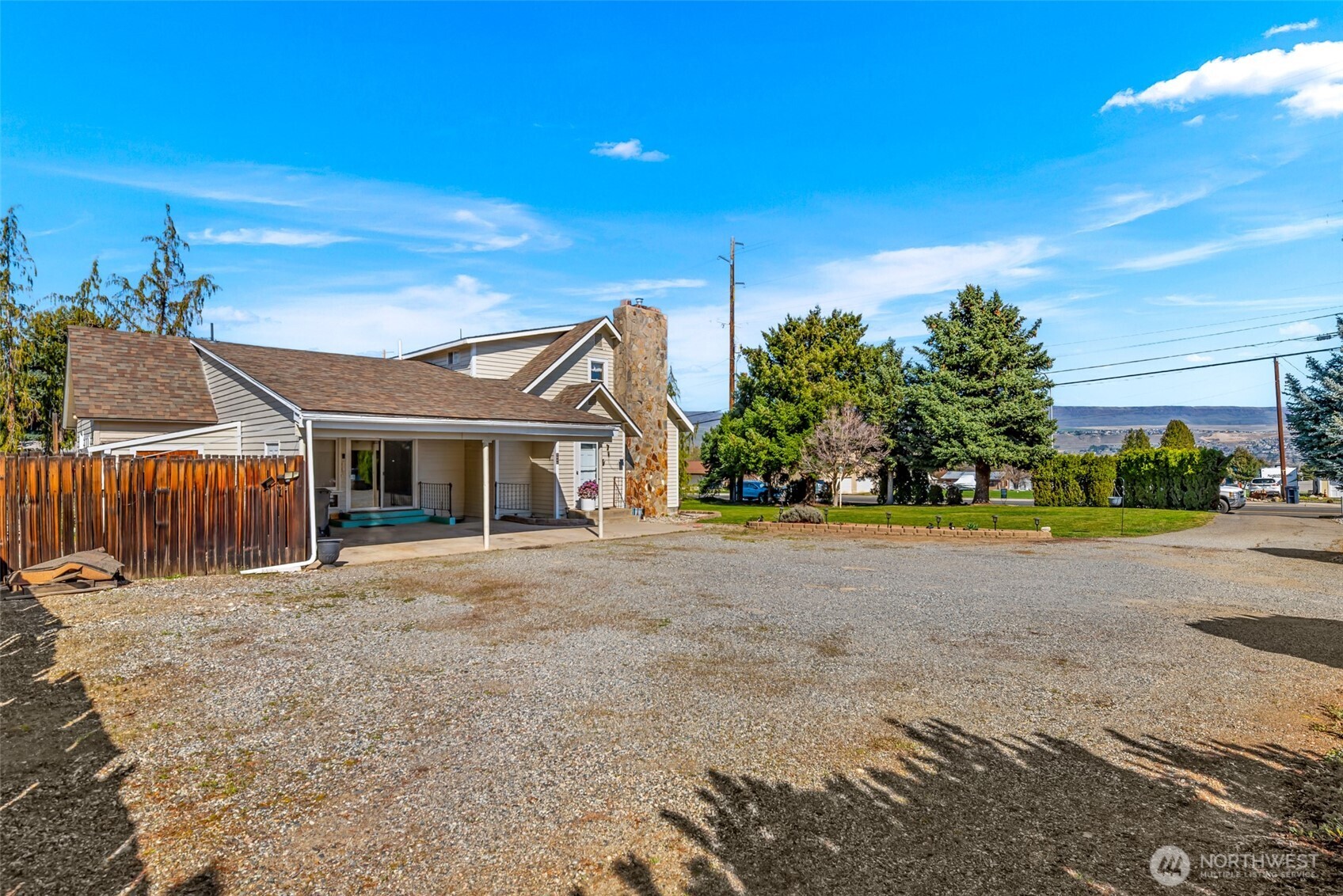 1000 N Western Avenue , Wenatchee, WA 98801