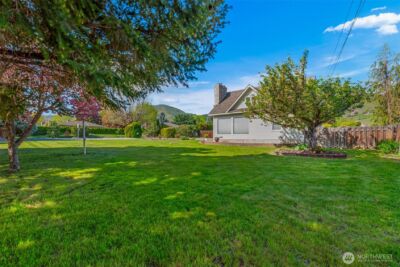 1000 N Western Avenue , Wenatchee, WA 98801 - Photo 4