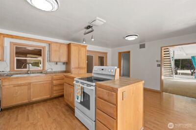 1000 N Western Avenue , Wenatchee, WA 98801 - Photo 9