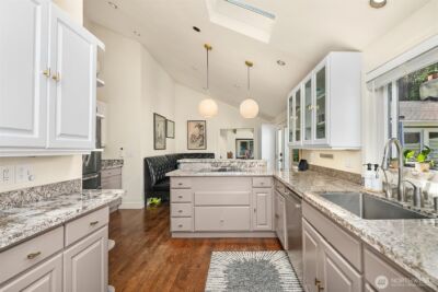 13731 42nd Place NE, Seattle, WA 98125 - Photo 11