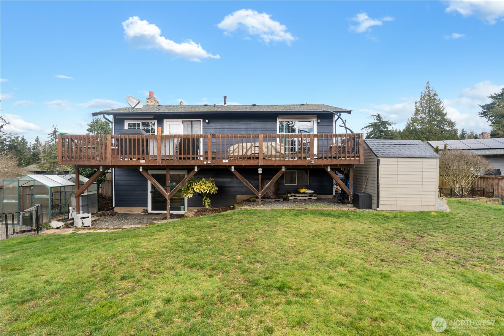2825 E Crestline Drive , Bellingham, WA 98226