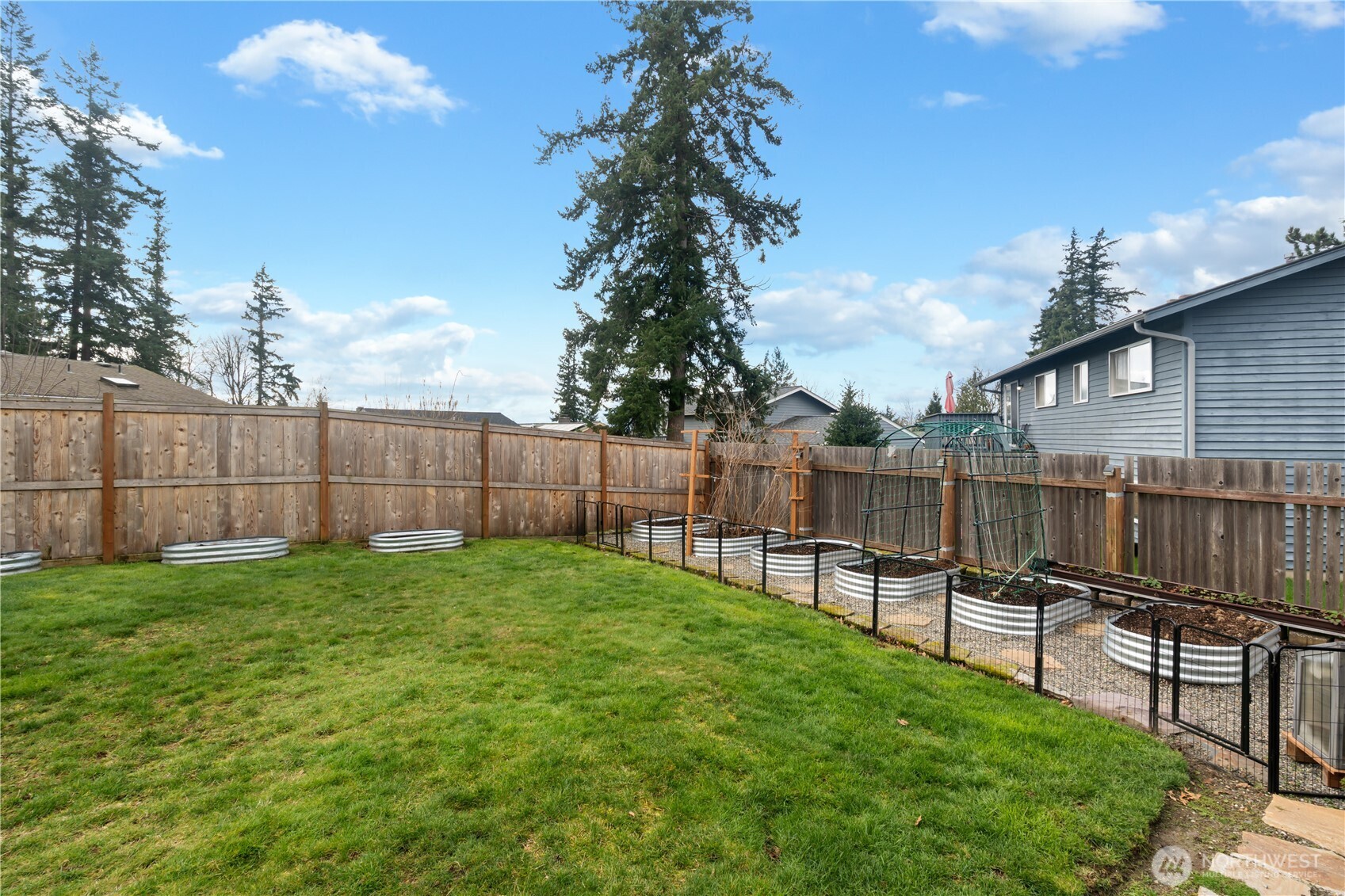 2825 E Crestline Drive , Bellingham, WA 98226