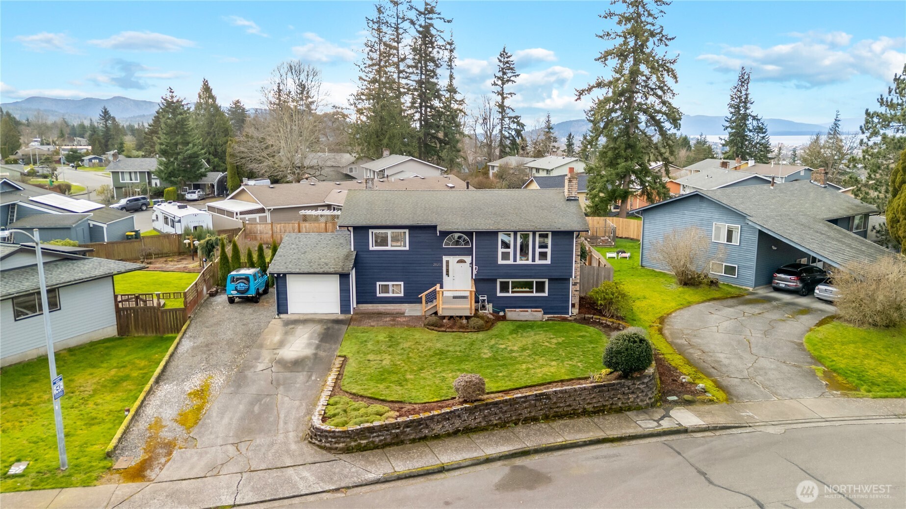 2825 E Crestline Drive , Bellingham, WA 98226