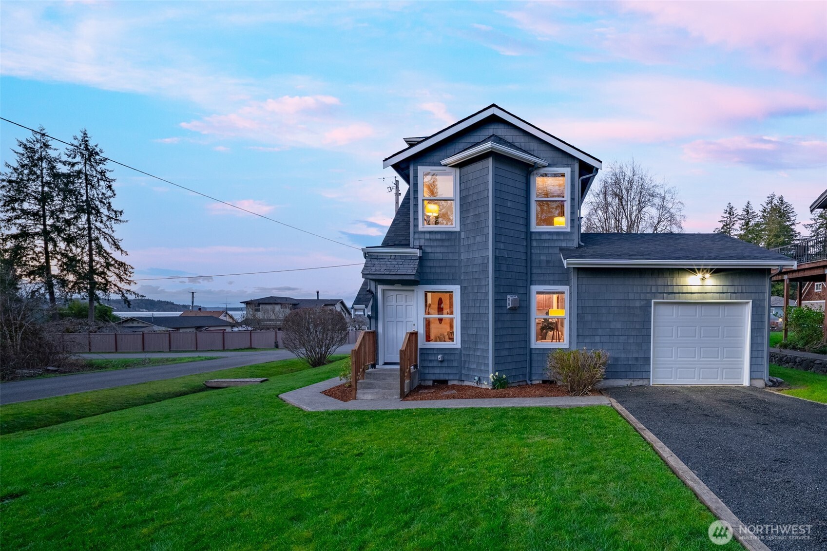 407 72nd Way NE, Olympia, WA 98506