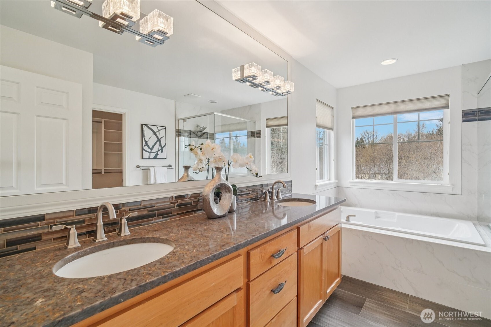 16350 SE 66th Street , Bellevue, WA 98006