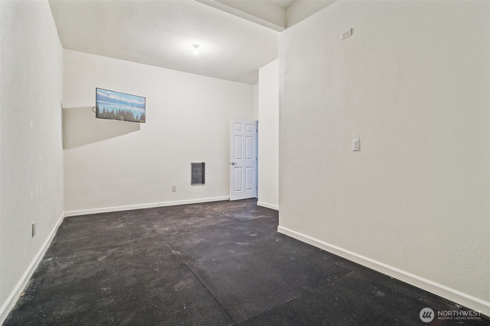 16350 SE 66th Street , Bellevue, WA 98006