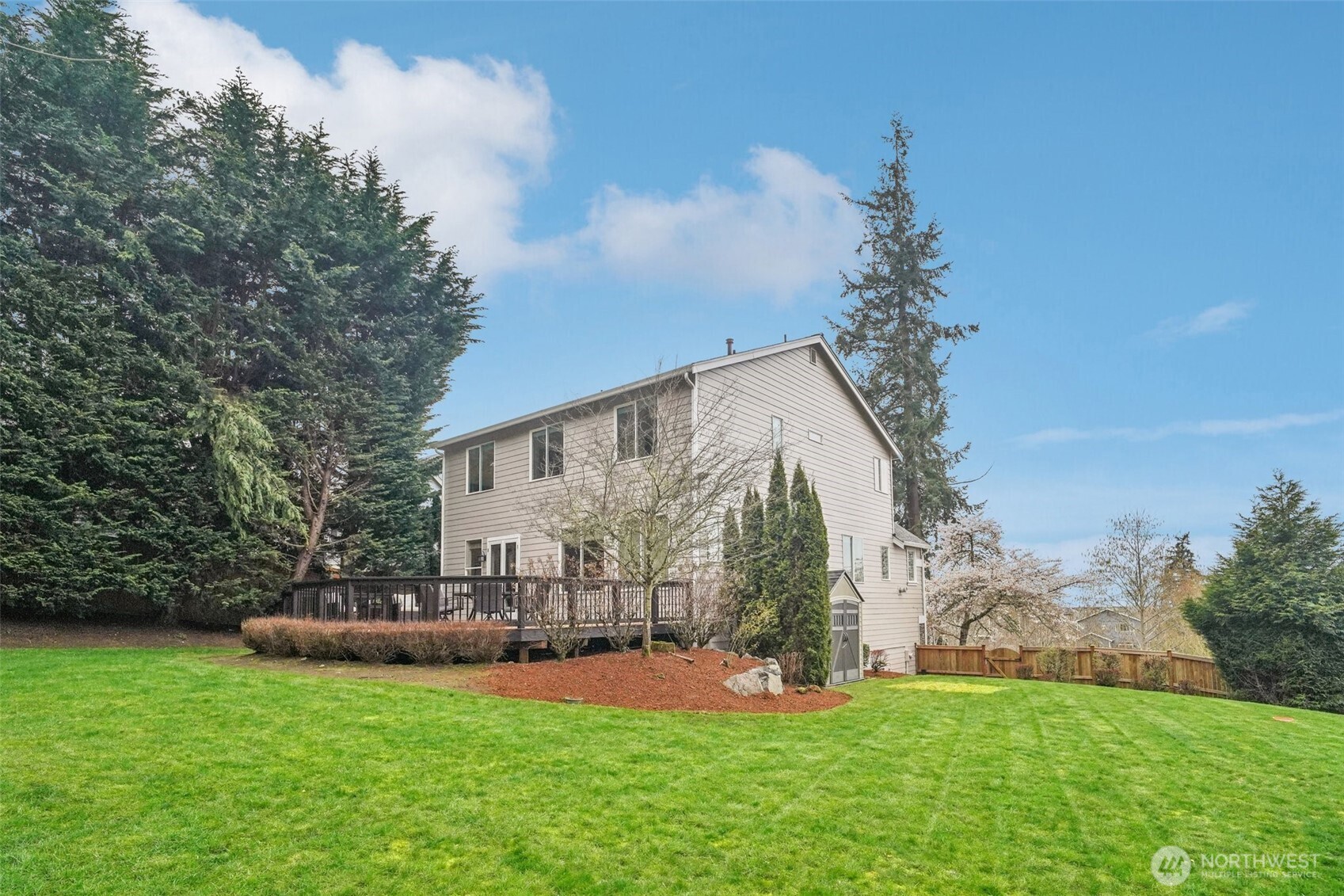 16350 SE 66th Street , Bellevue, WA 98006