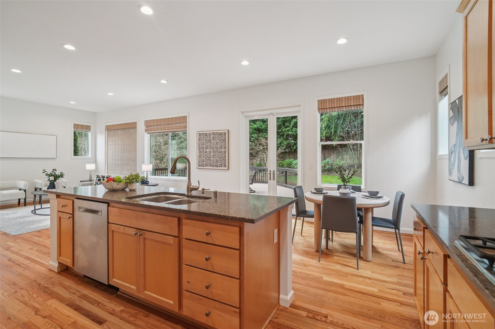 16350 SE 66th Street , Bellevue, WA 98006