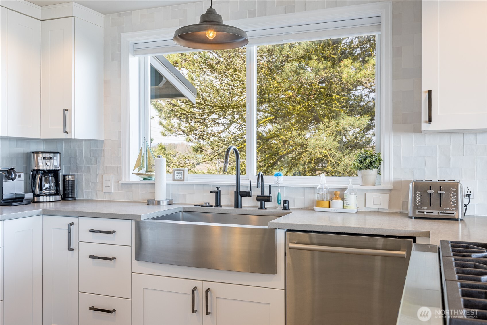 391 3 Crabs Road , Sequim, WA 98382