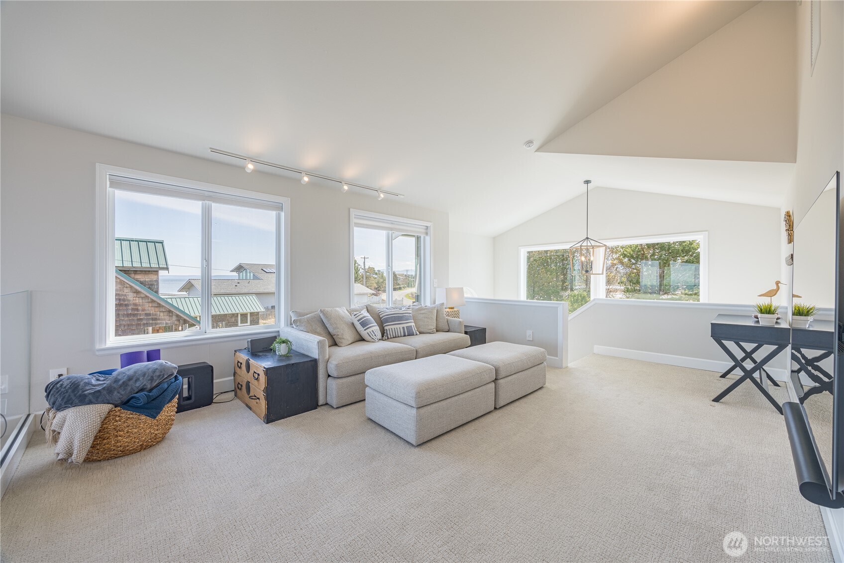 391 3 Crabs Road , Sequim, WA 98382