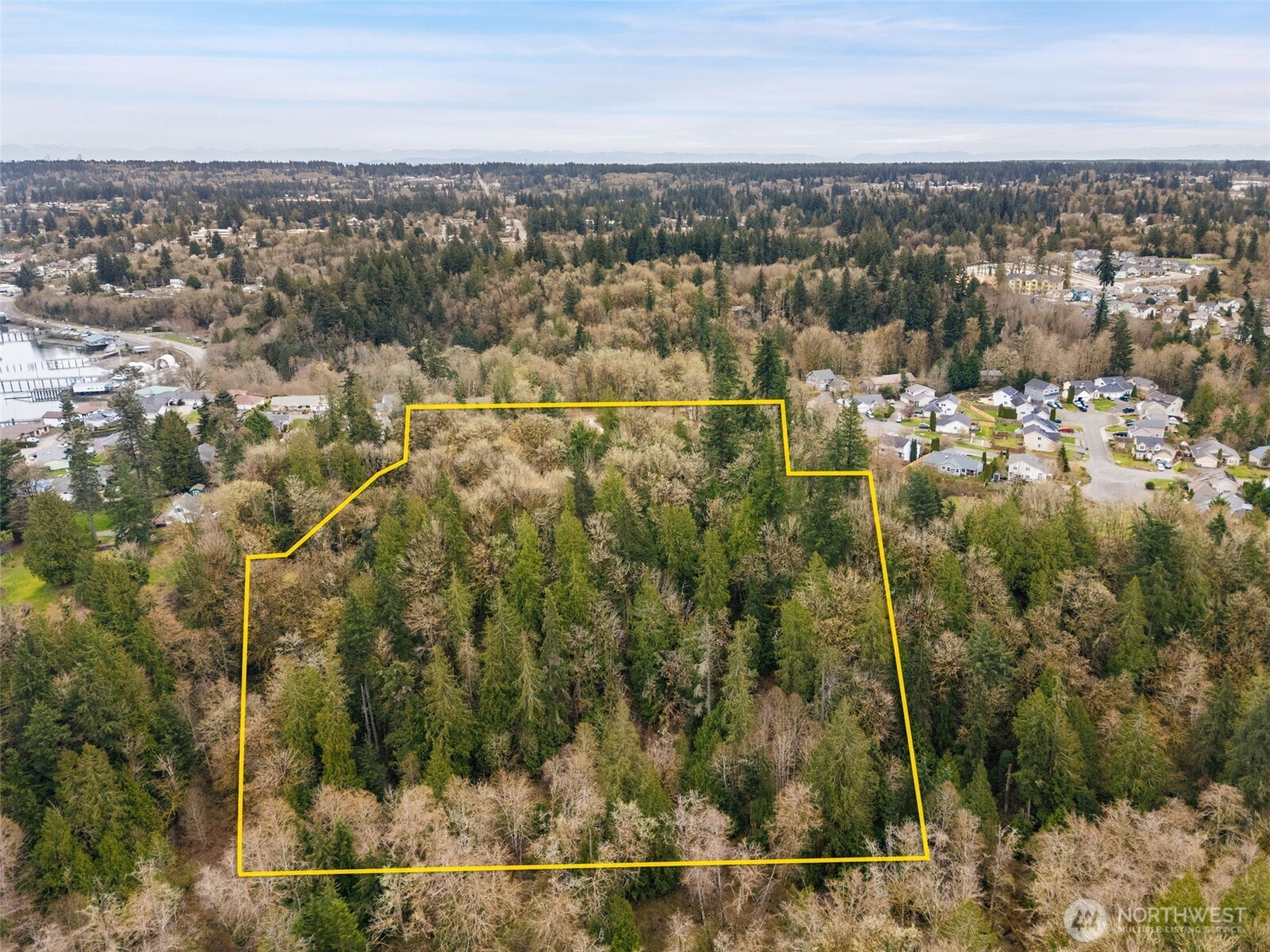 215 Caseco Lane , Port Orchard, WA 98366