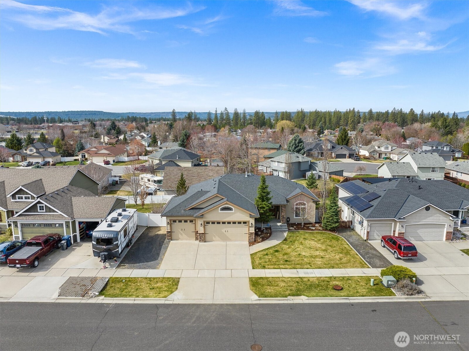 9211 N Seminole Street , Spokane, WA 99208