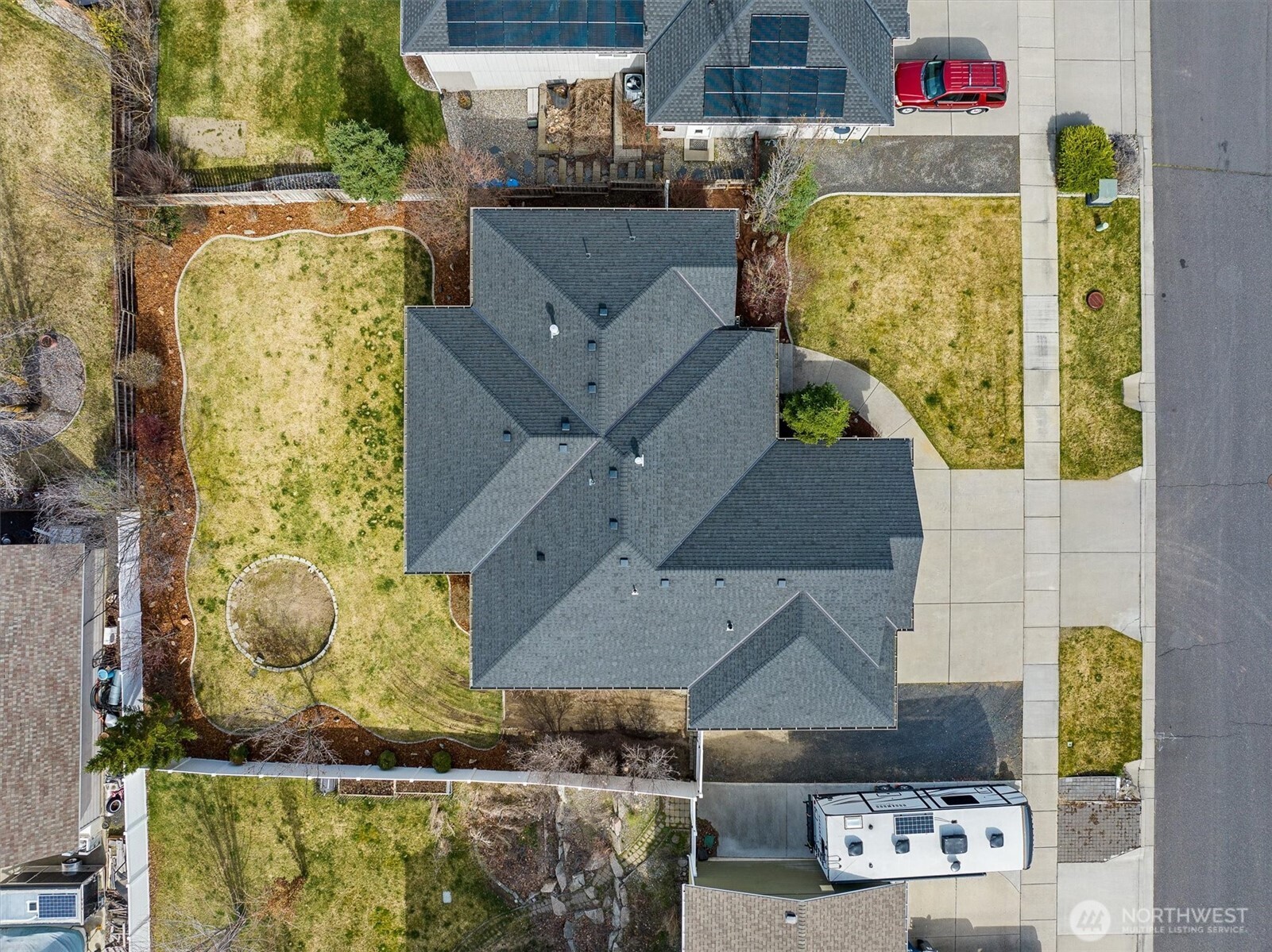 9211 N Seminole Street , Spokane, WA 99208