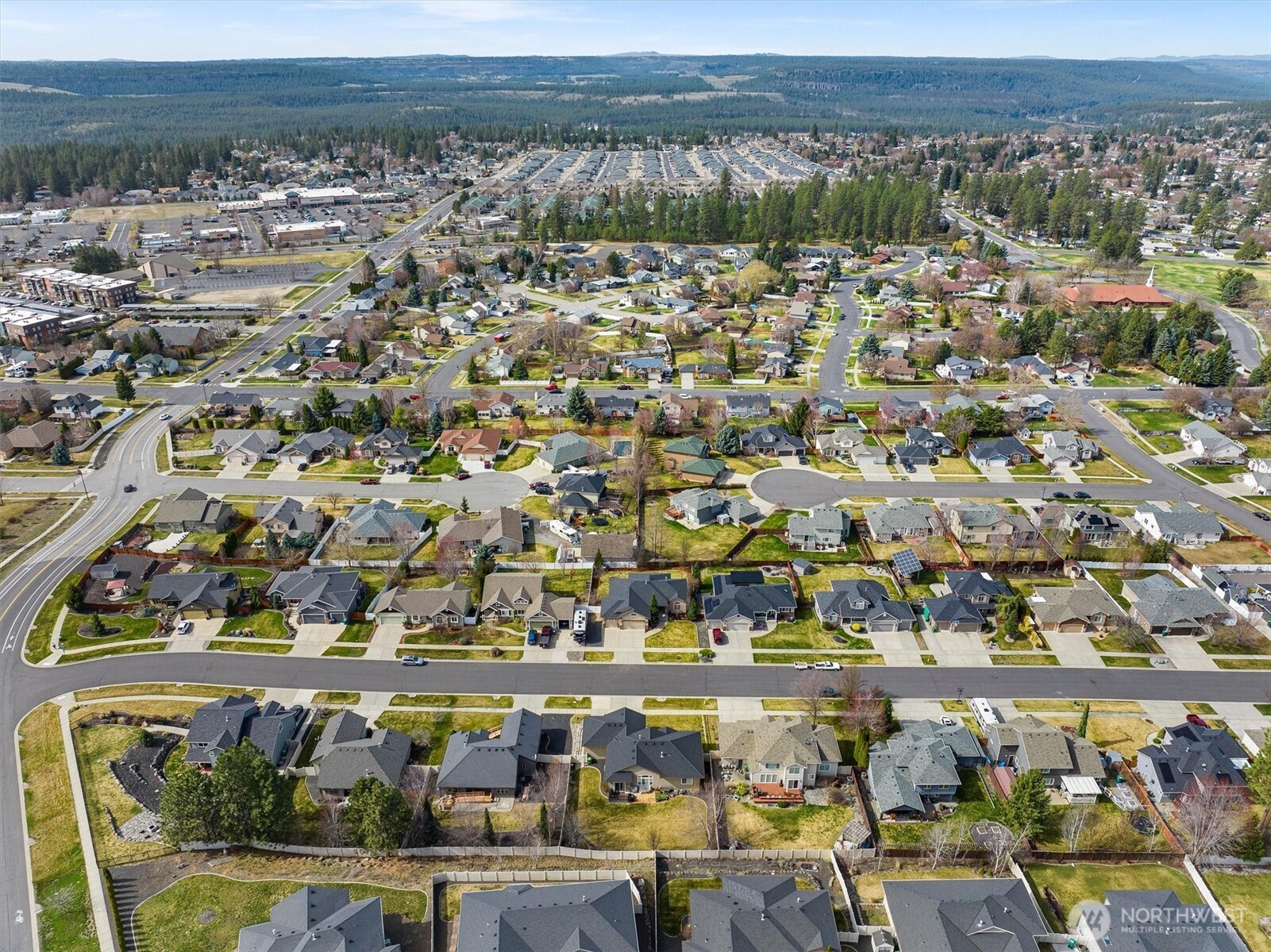 9211 N Seminole Street , Spokane, WA 99208