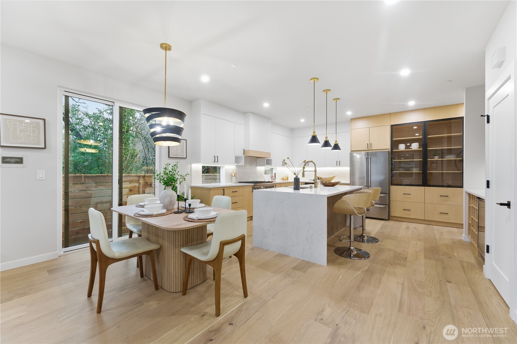 9016 124th Lane NE, Kirkland, WA 98033-5940