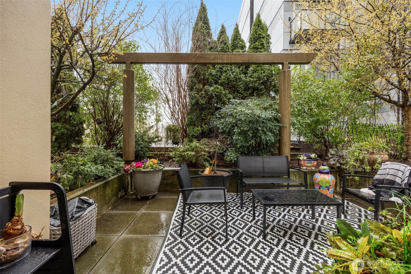 1530 NW Market Street #208, Seattle, WA 98107