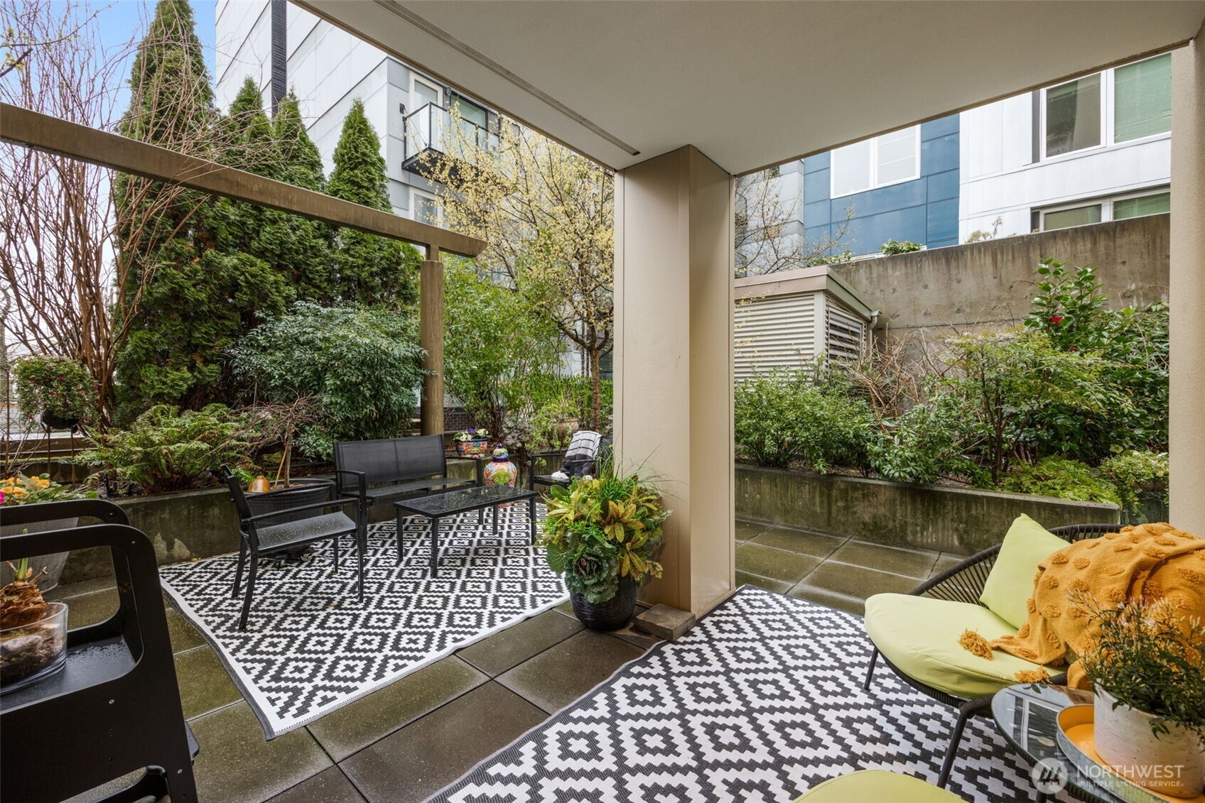 1530 NW Market Street #208, Seattle, WA 98107