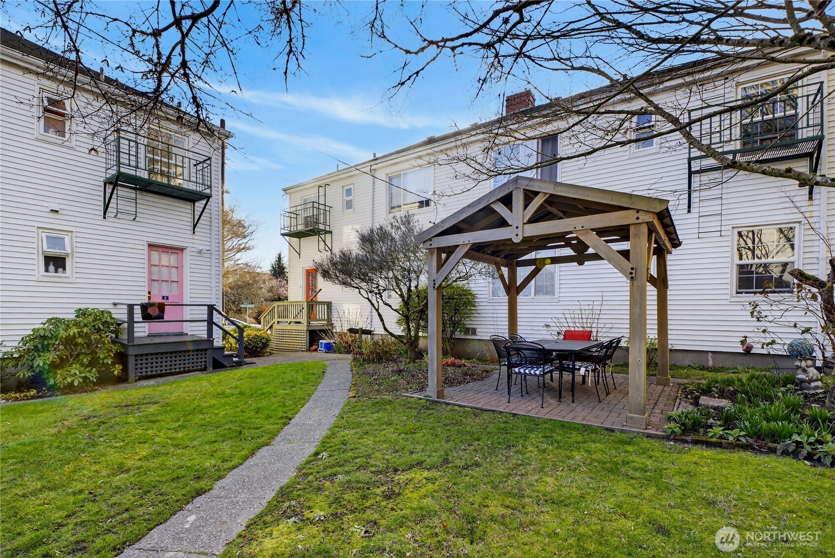 7870 Green Lake Drive N #10, Seattle, WA 98103