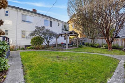 7870 Green Lake Drive N #10, Seattle, WA 98103 - Photo 8