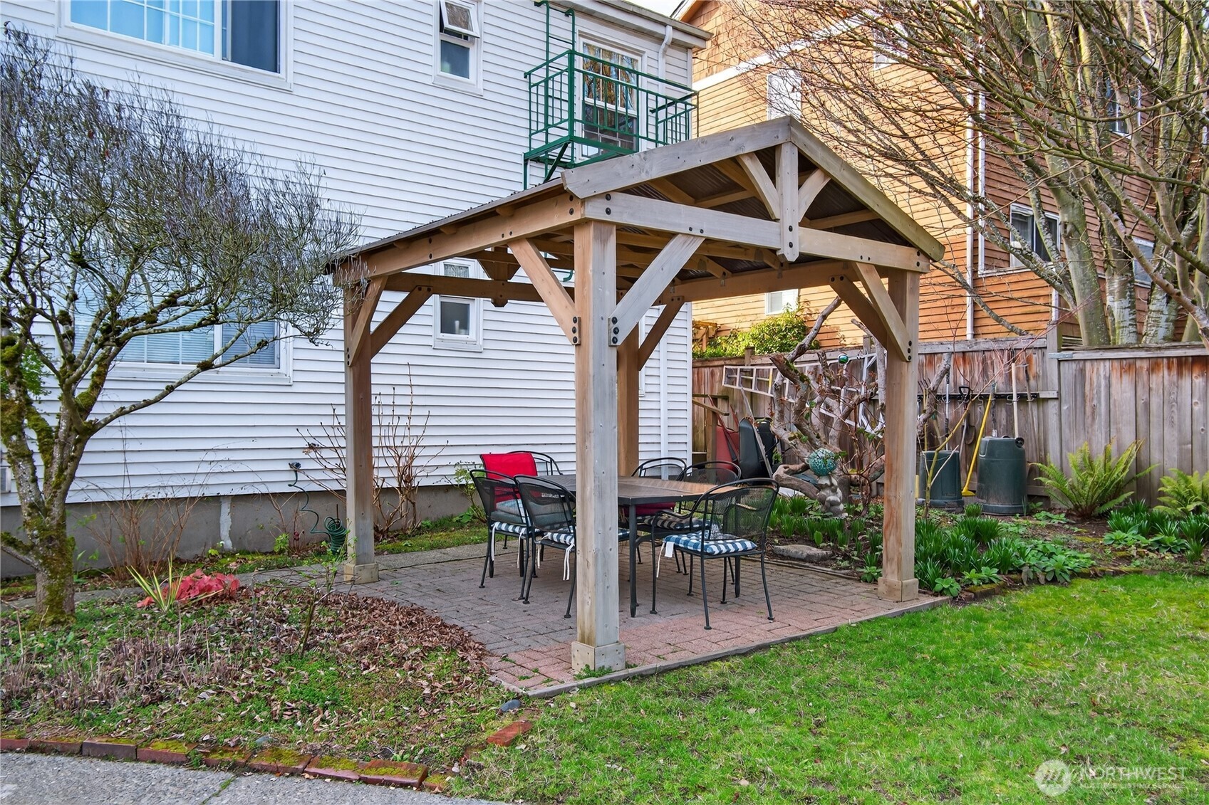 7870 Green Lake Drive N #10, Seattle, WA 98103