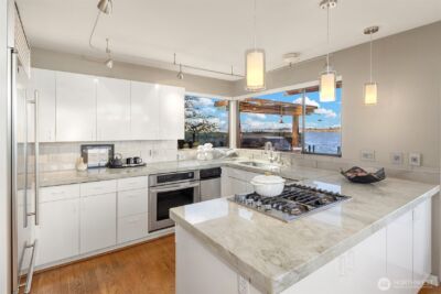 1621 10th Street W, Kirkland, WA 98033 - Photo 12