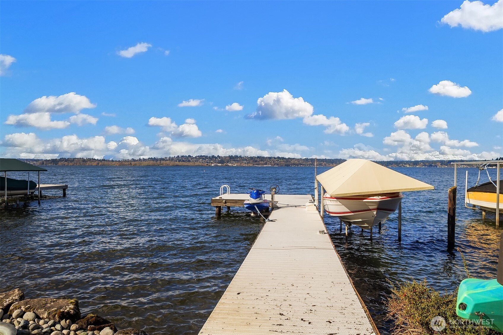 1621 10th Street W, Kirkland, WA 98033