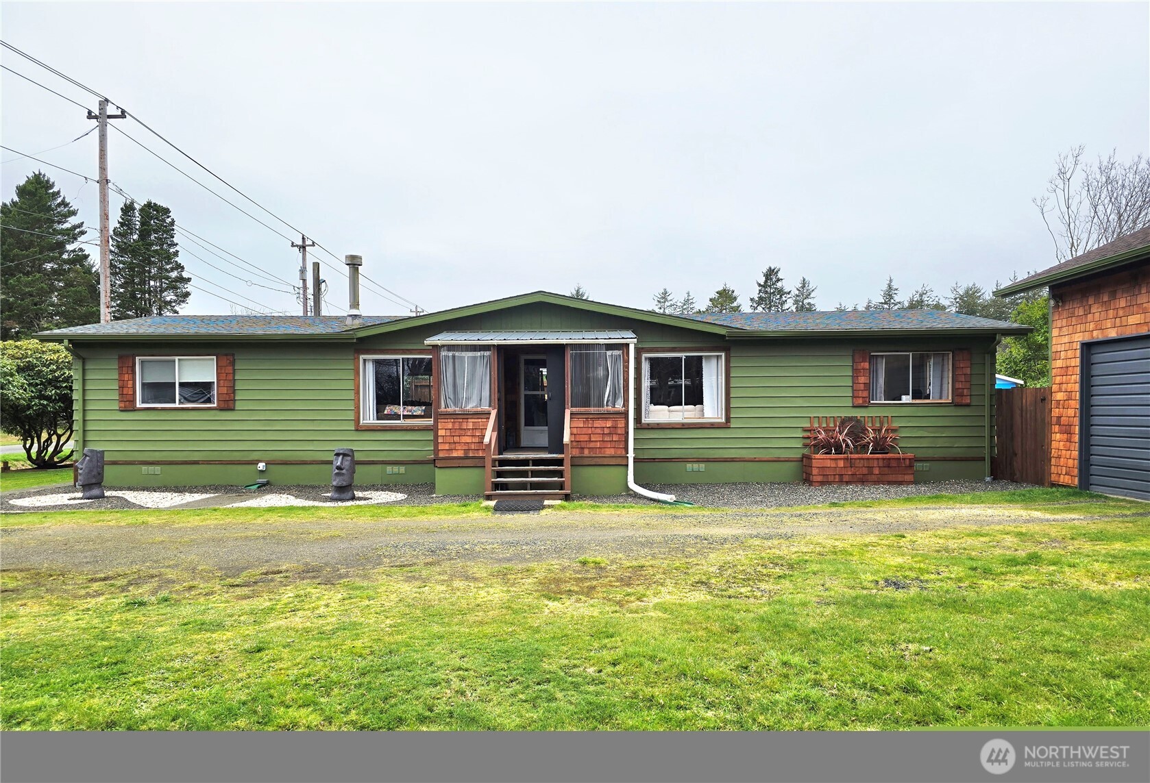 502 W Veterans Avenue , Westport, WA 98595