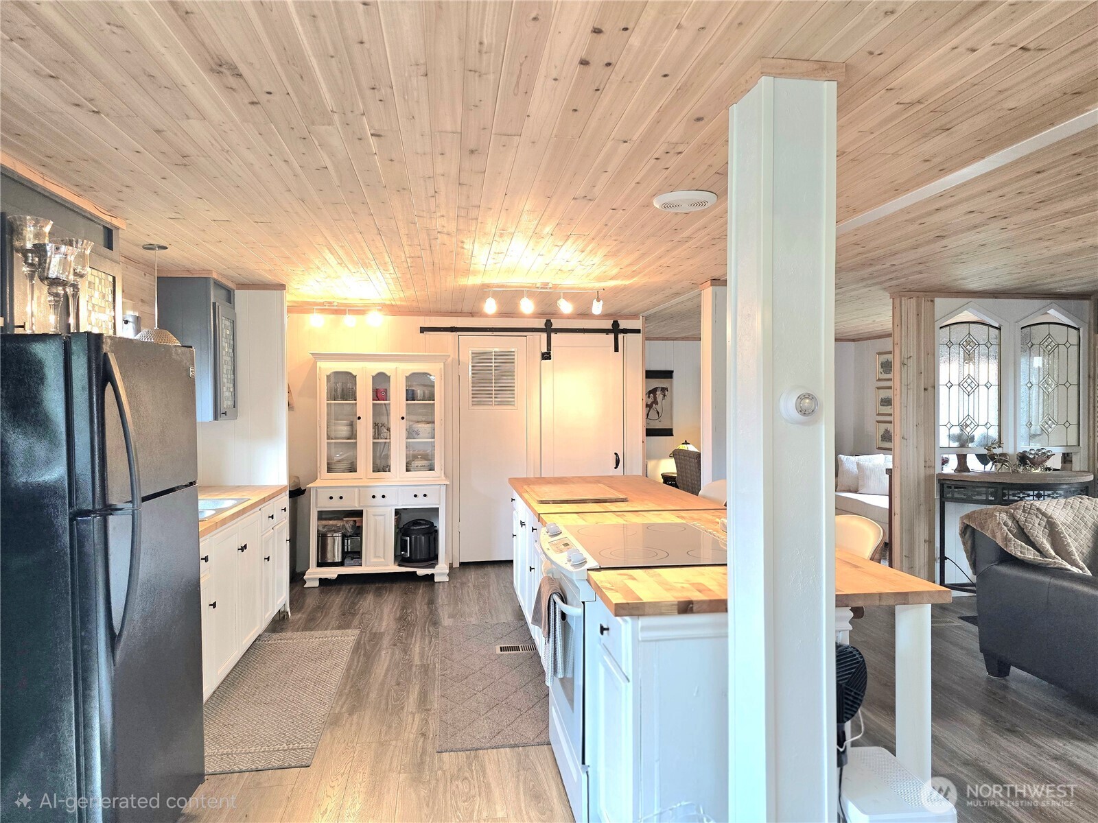 502 W Veterans Avenue , Westport, WA 98595