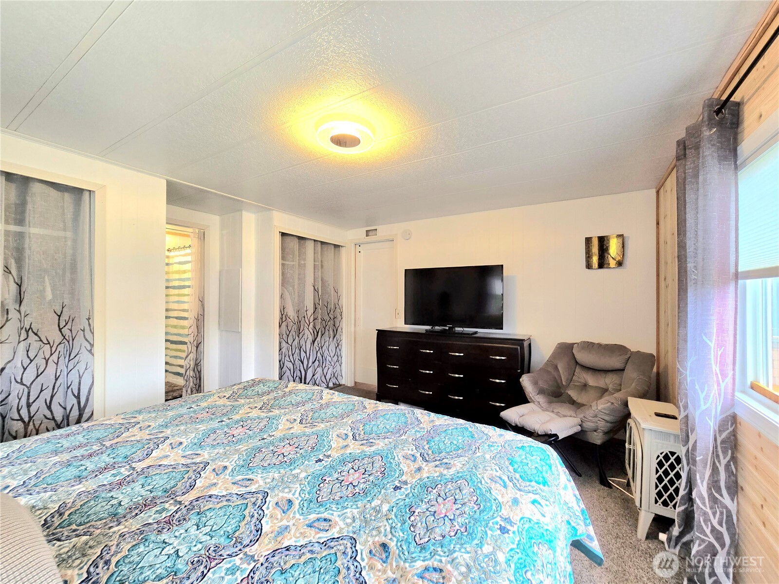 502 W Veterans Avenue , Westport, WA 98595