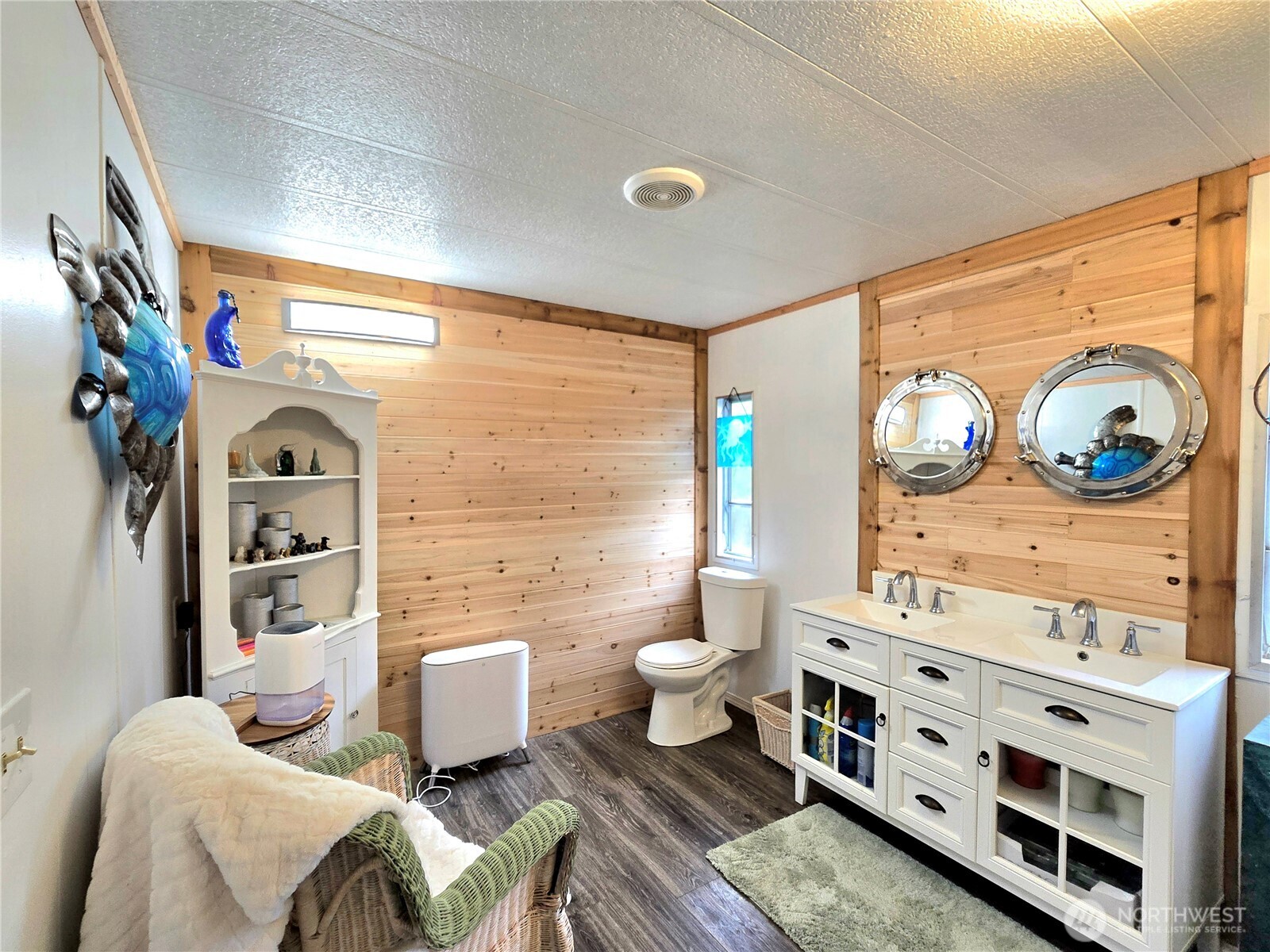 502 W Veterans Avenue , Westport, WA 98595