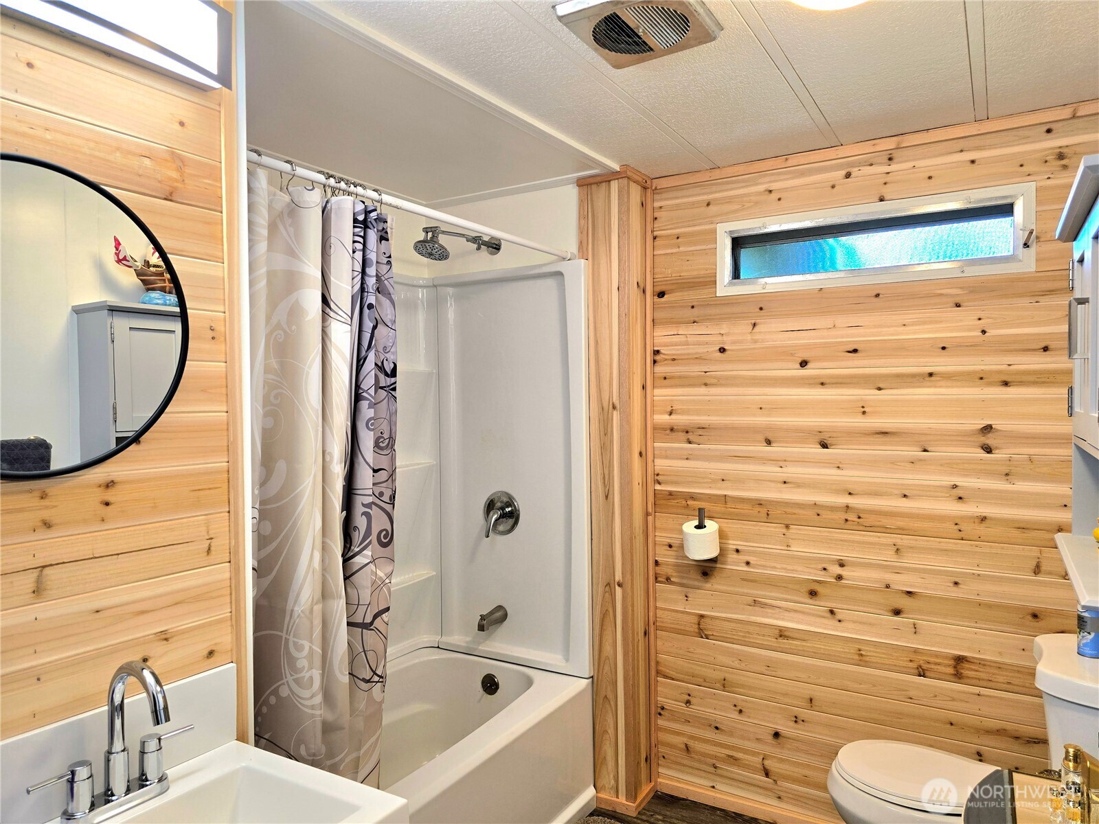 502 W Veterans Avenue , Westport, WA 98595