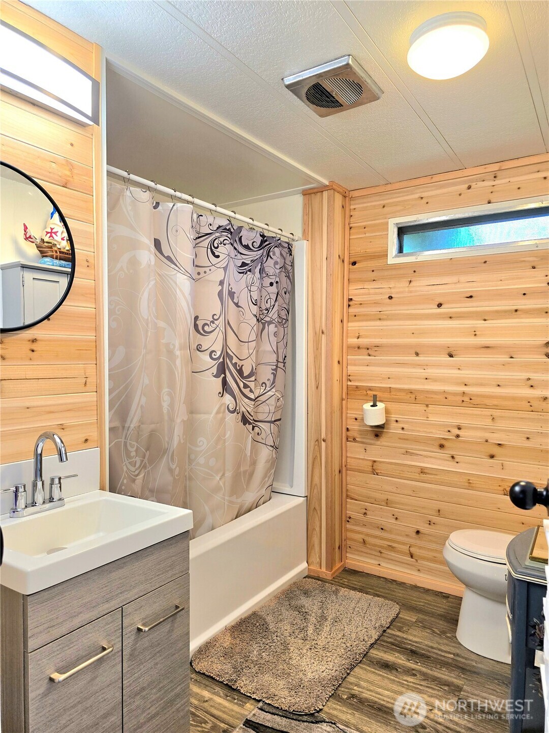 502 W Veterans Avenue , Westport, WA 98595