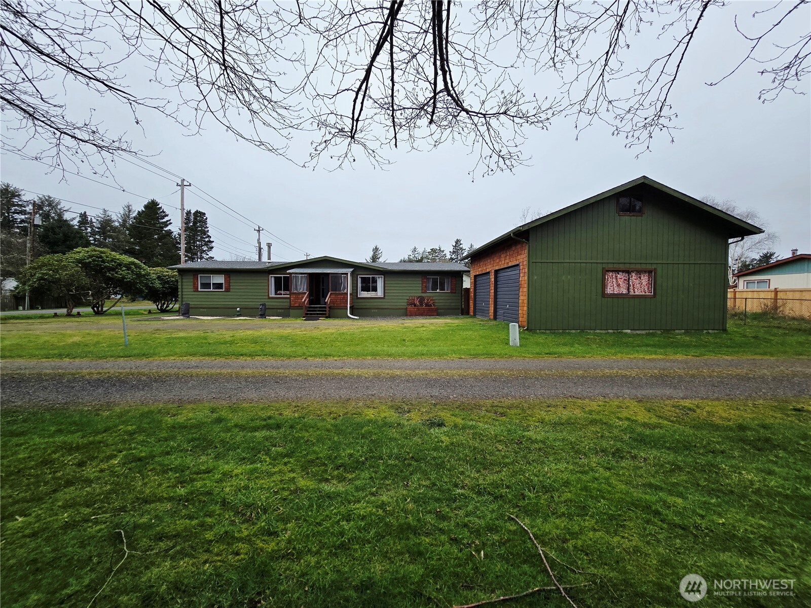 502 W Veterans Avenue , Westport, WA 98595