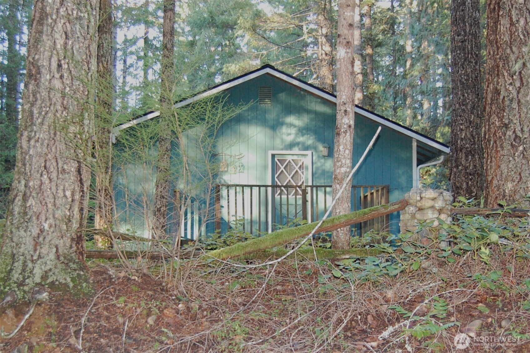 100 N Duckabush Drive W, Hoodsport, WA 98548