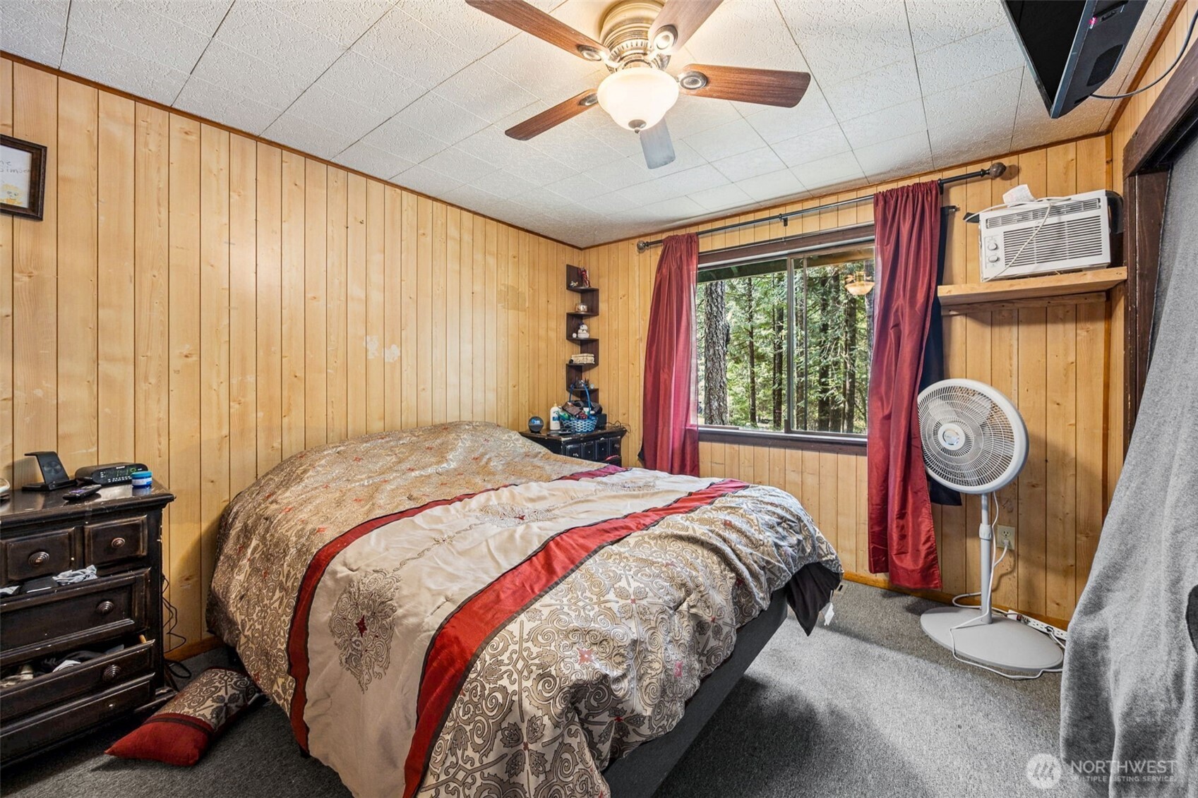 100 N Duckabush Drive W, Hoodsport, WA 98548