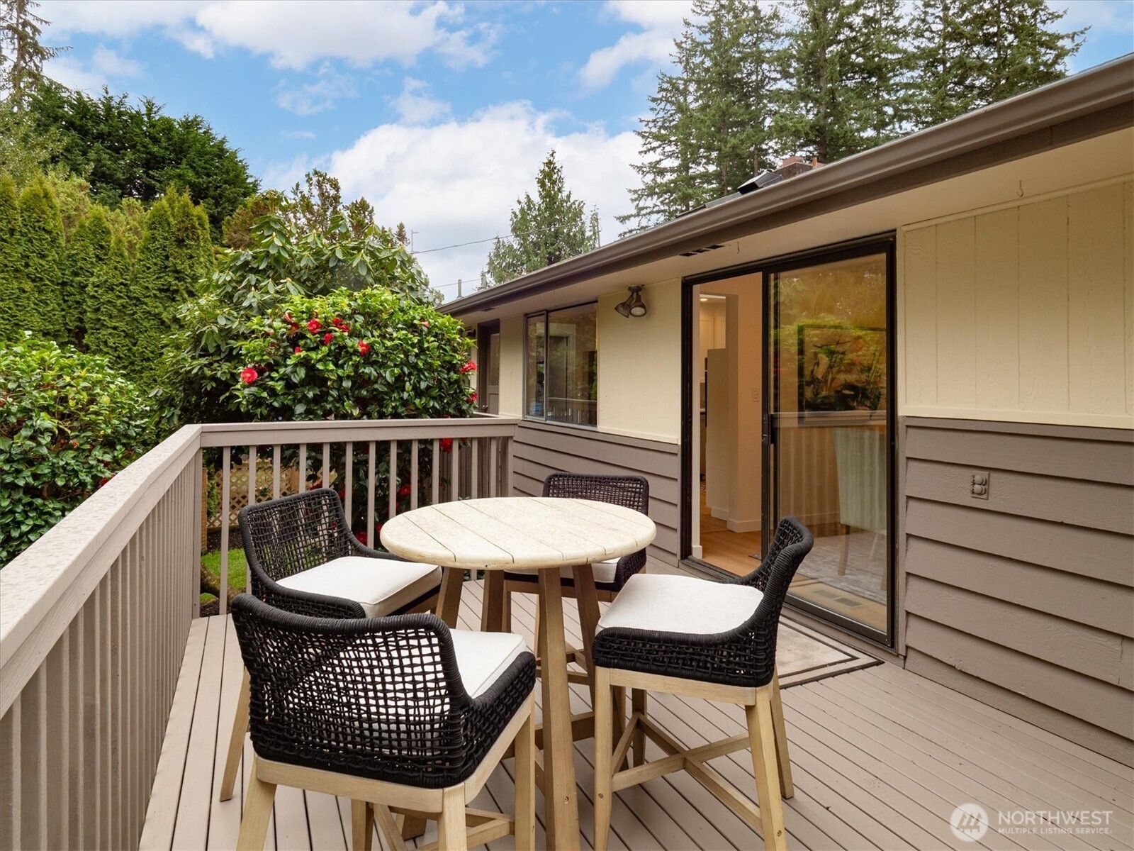 22511 96th Avenue W, Edmonds, WA 98020