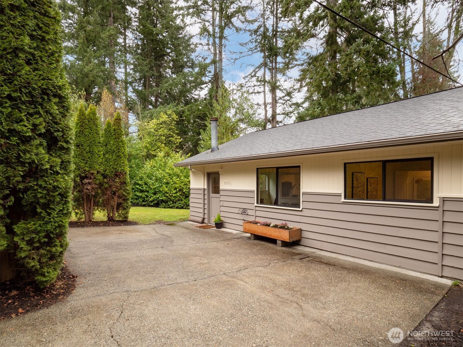 22511 96th Avenue W, Edmonds, WA 98020