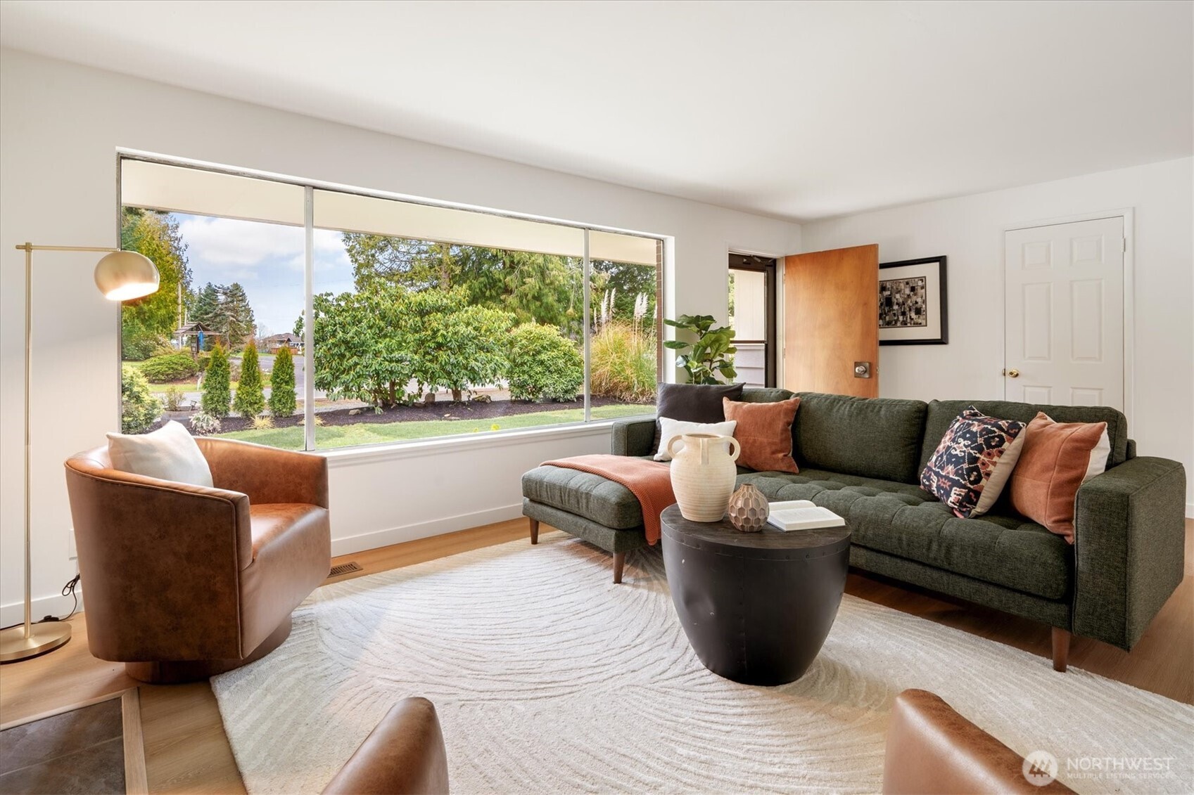 22511 96th Avenue W, Edmonds, WA 98020