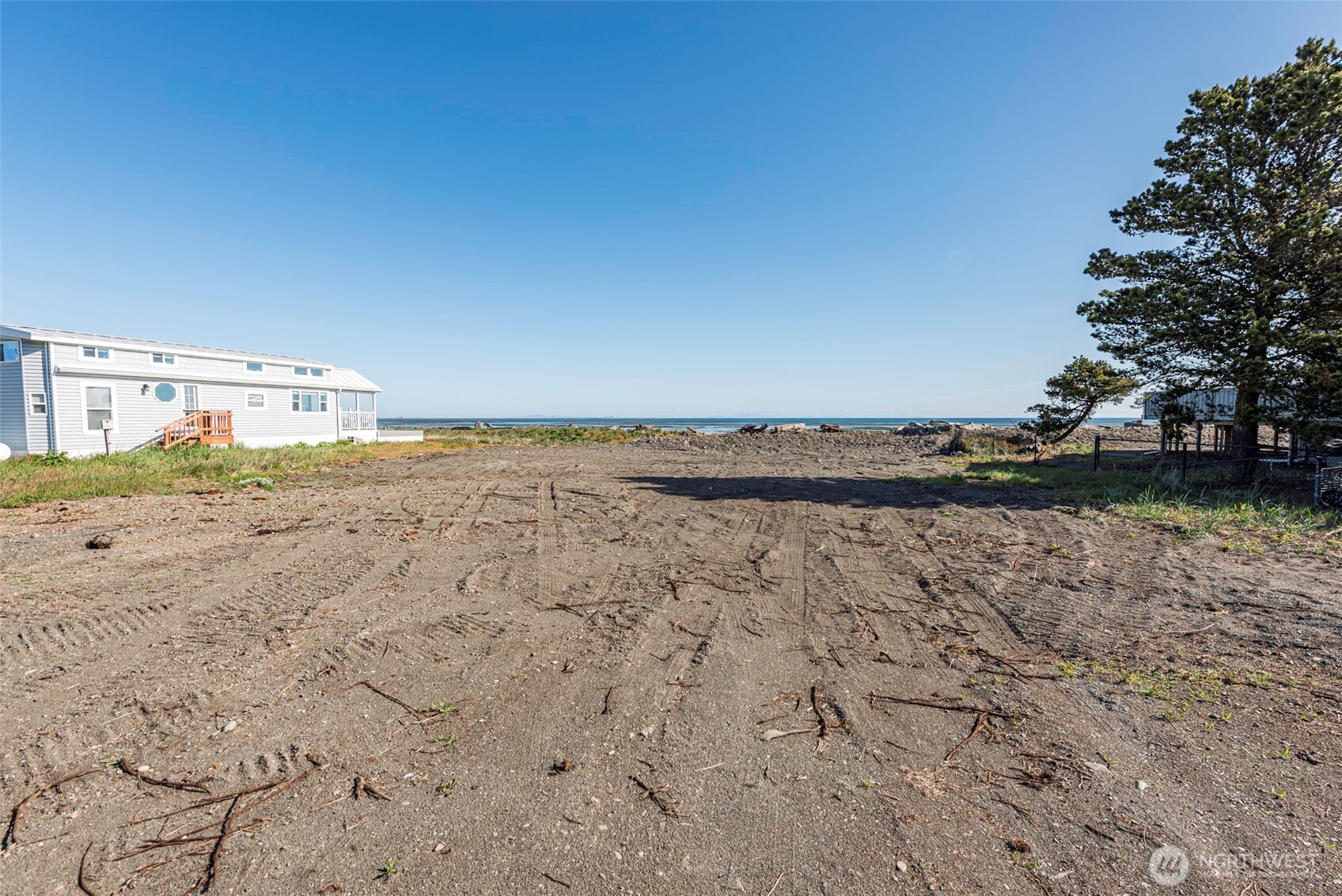 381 3 Crabs Road , Sequim, WA 98382