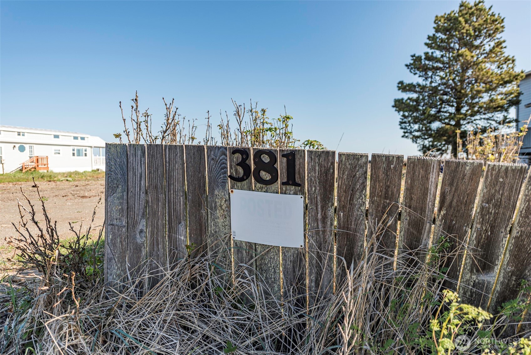 381 3 Crabs Road , Sequim, WA 98382