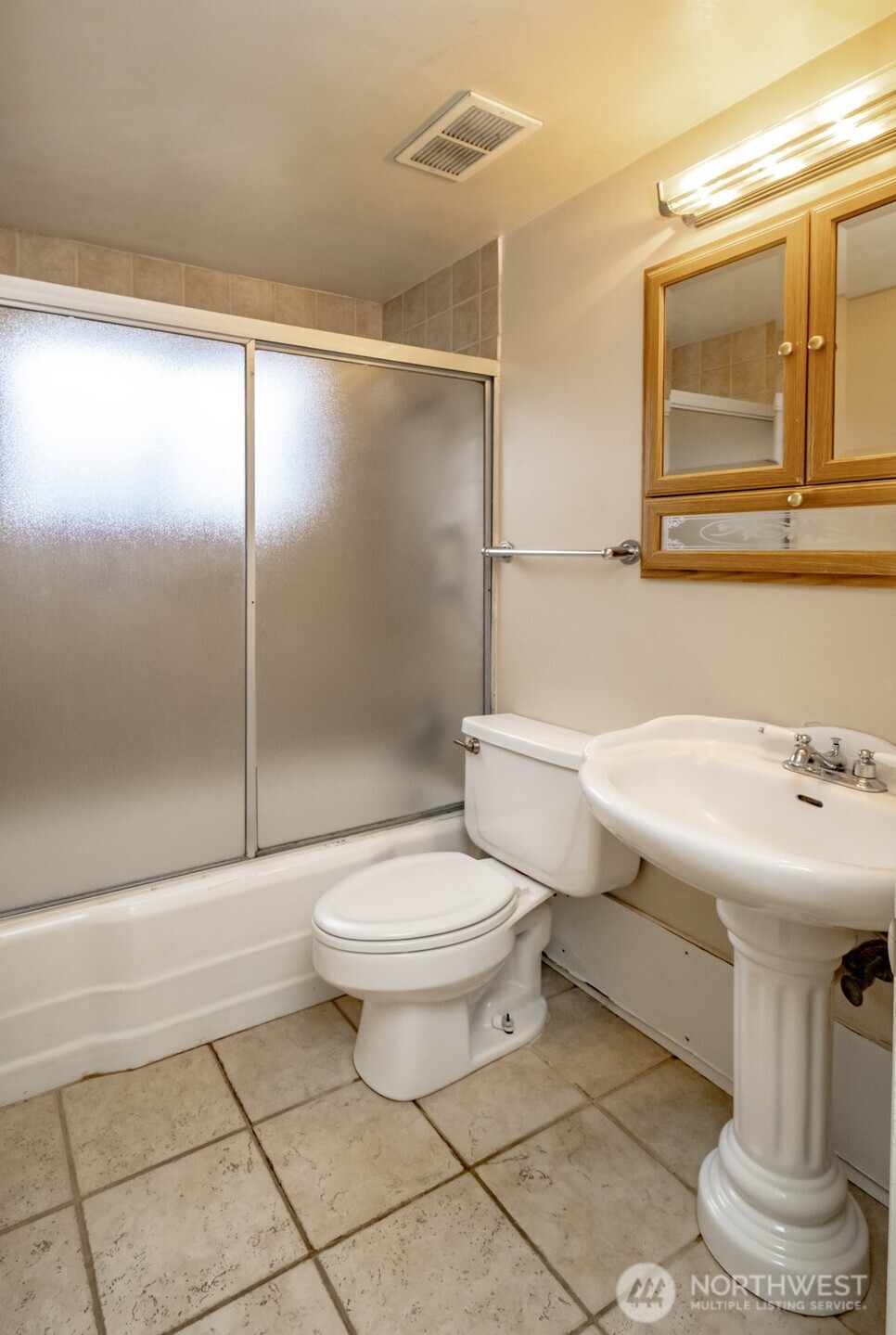 4435 S 144th St , Tukwila, WA 98168