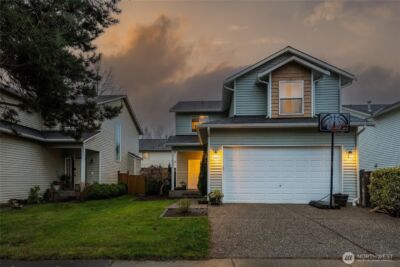 10025 2nd Place SE, Lake Stevens, WA 98258 - Photo 2