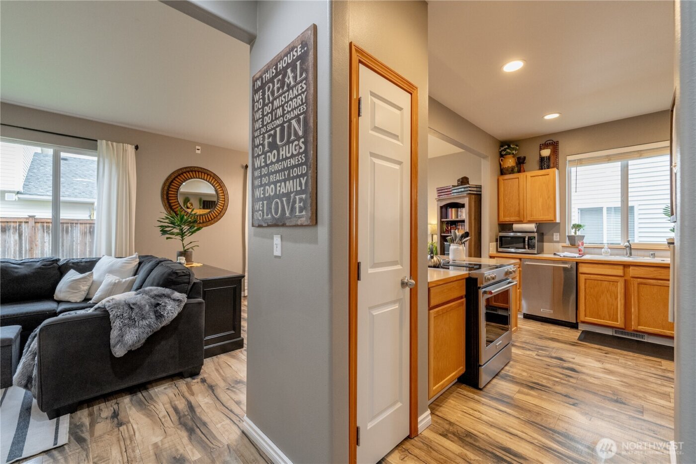 10025 2nd Place SE, Lake Stevens, WA 98258