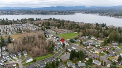 10025 2nd Place SE, Lake Stevens, WA 98258 - Photo 3